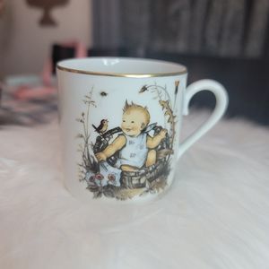 Sister Berta Hummel 1973 CHILD'S CUP by Schmid Mngt